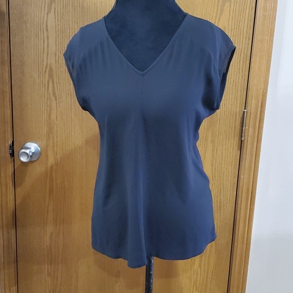 Eileen fisher black silk cap sleeve v neck top
